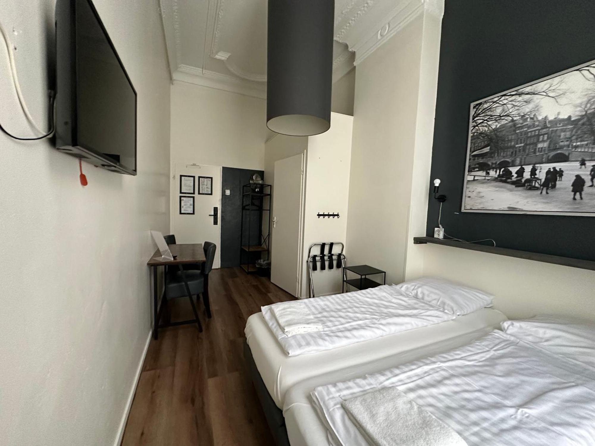 Twin Room Bathroom